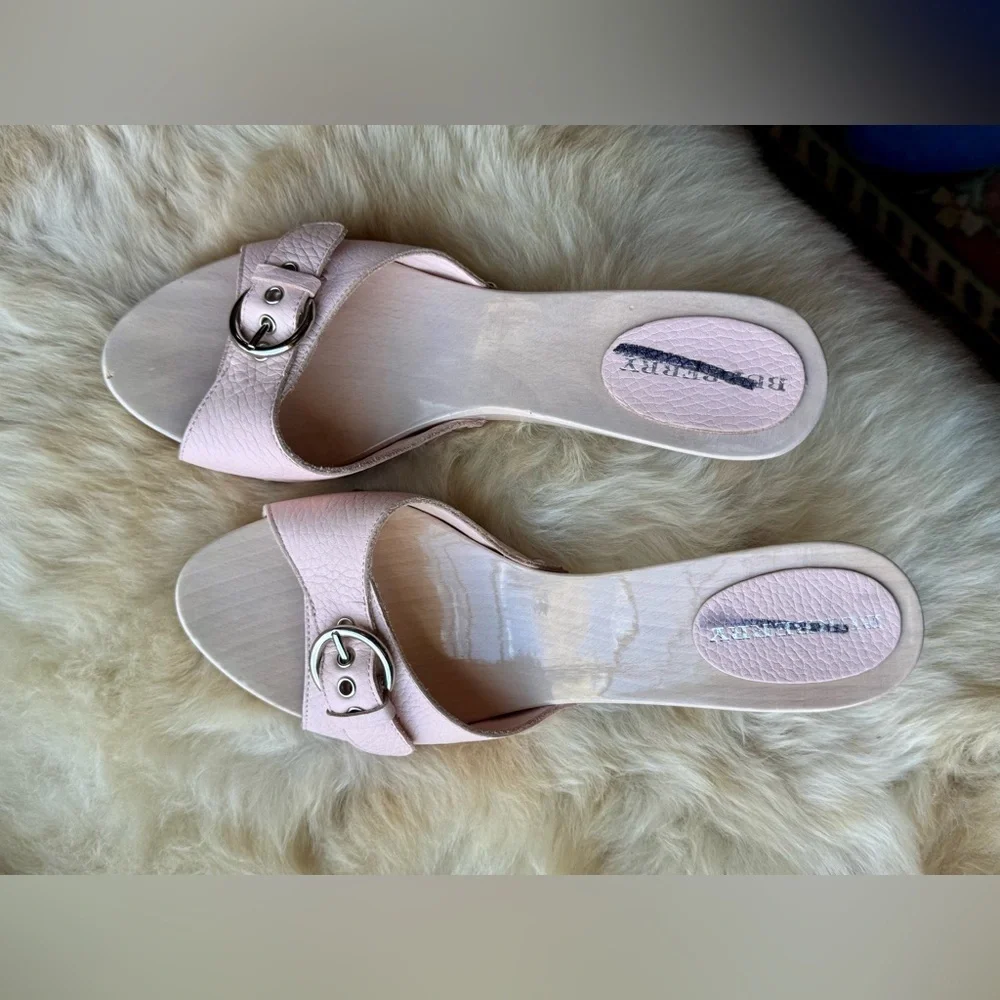 Burberry Pink Slide Sandals 38 - Picture 2 of 11